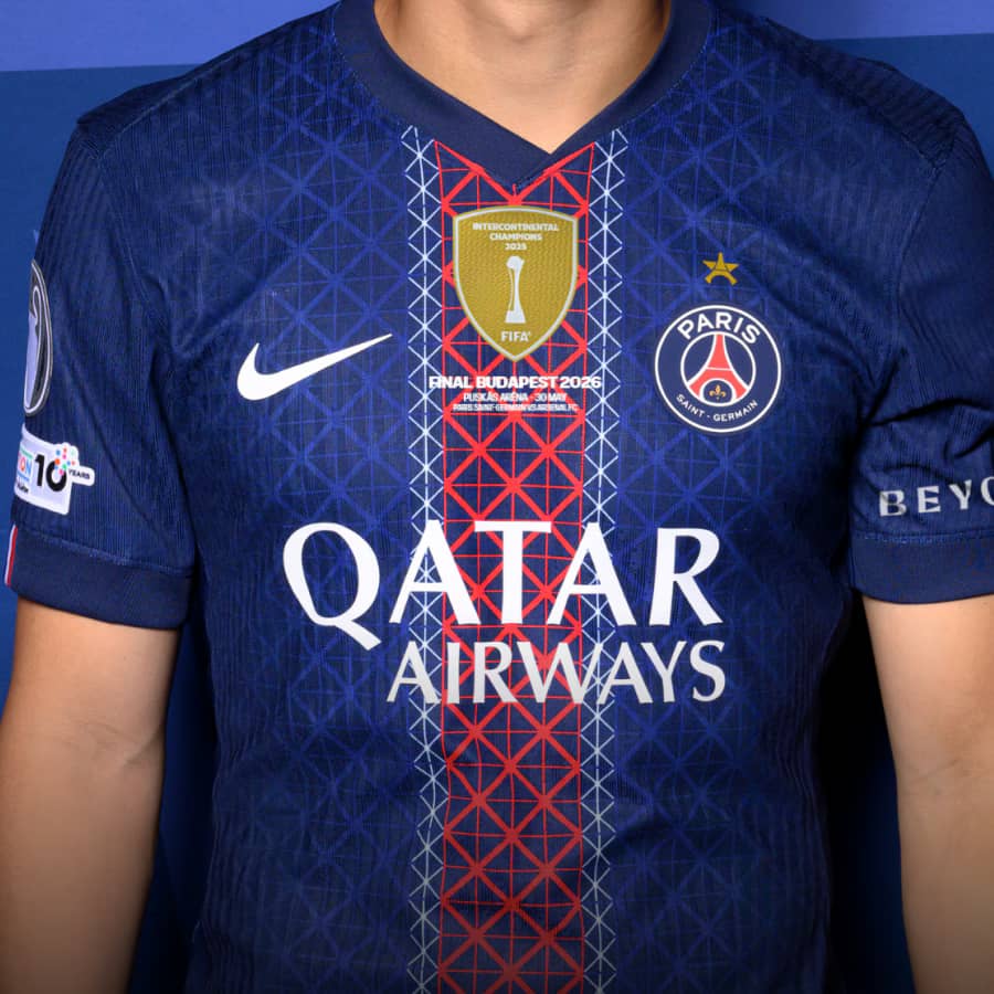 Camisola PSG UCL Finalista Budapest 2026 (com patchs)