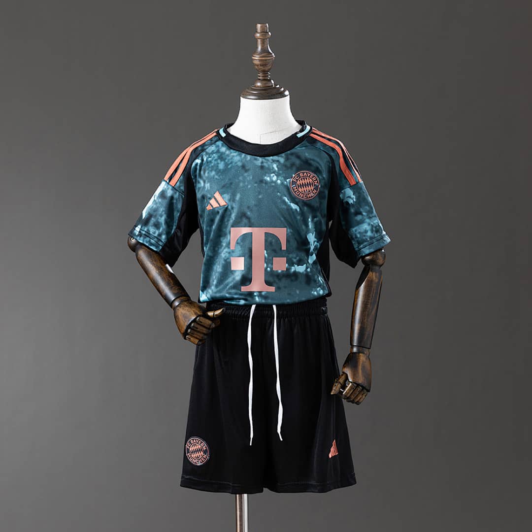 Kit Crianca Bayern Munich Alternativa 2024/2025