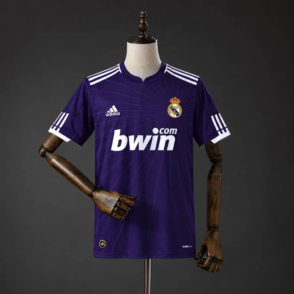 Camisola Real Madrid 2010/2011 Terceira Retro