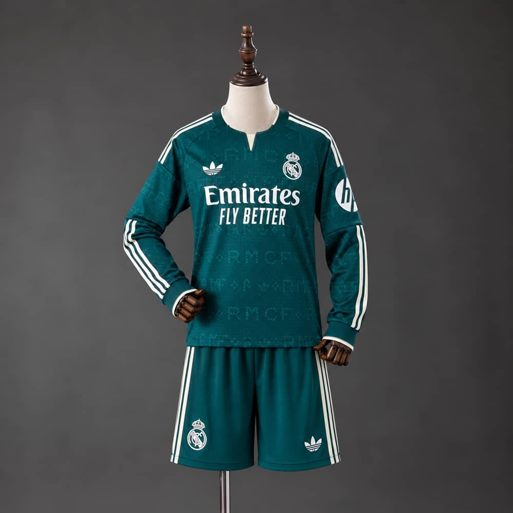 Kit Criança Real Madrid 2026/2027 Alternativo manga-comprida