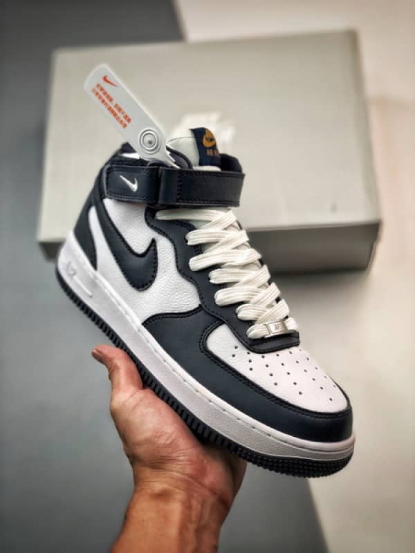 Air Force 107 Mid Azul Escuro e Branco Meio Alto