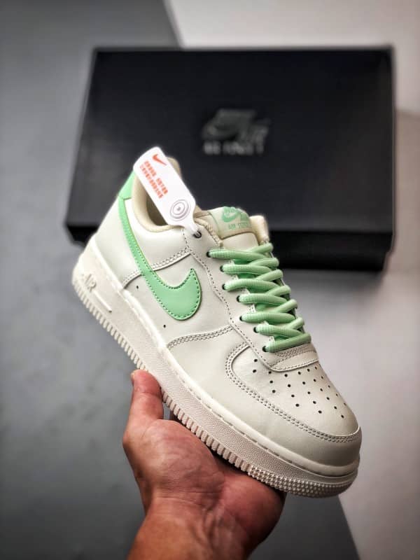 Air Force 1 '07 Low Off-White Verde Gramado