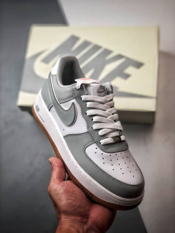 Air Force 1 '07 Low Cinza e Branco
