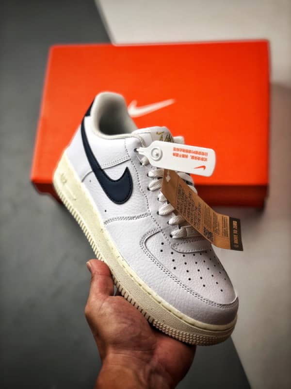 Air Force 1 '07 Low Branco e Preto