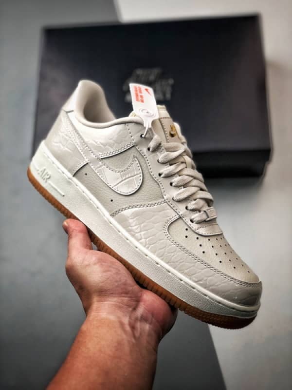 Air Force 1 '07 Low Bege e Cinzento