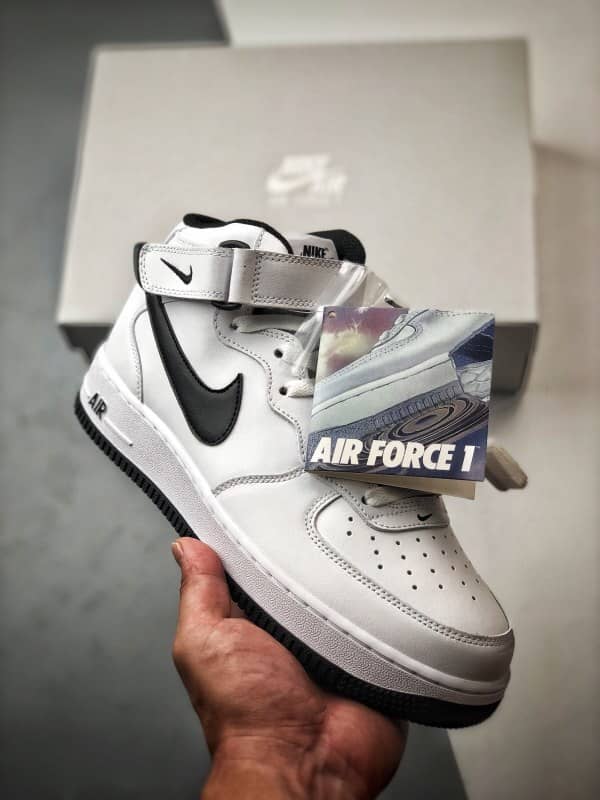 Air Force 1 07 Mid Branco e Preto