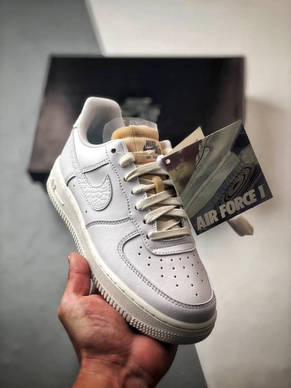 Nike Air Force 1 Low 07 LX White Onyx Bling