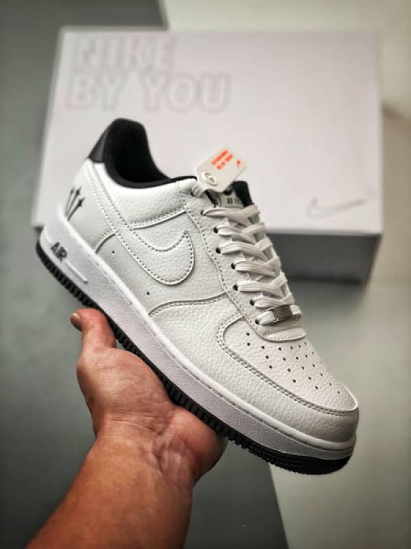 Air Force 1 Low _By You_ Branco e Preto