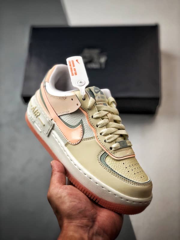 Air Force 1 Shadow Bege Rosa e Cinzento