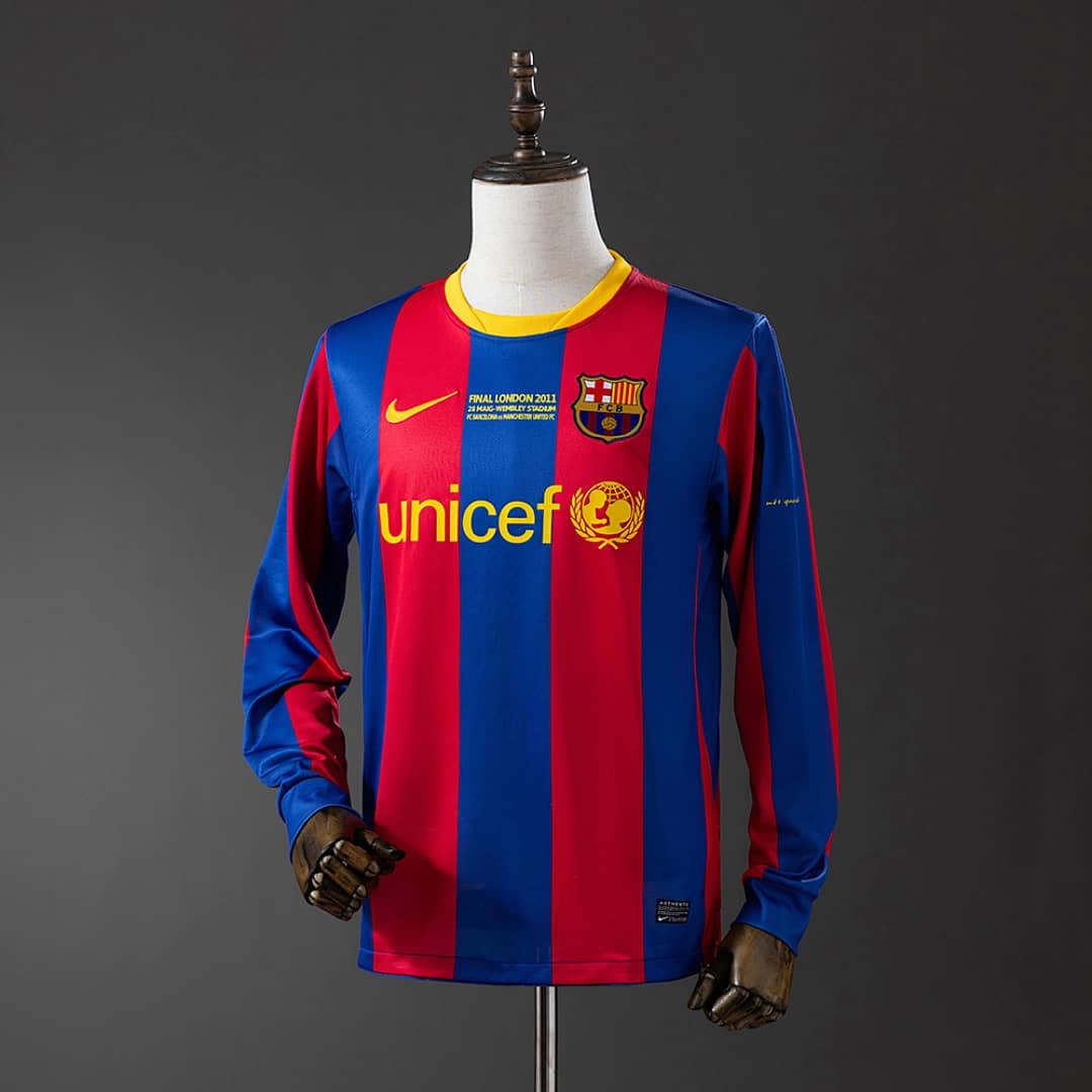 Camisola Principal do FC Barcelona 2010/2011 Champions League (Retro, Manga Longa)