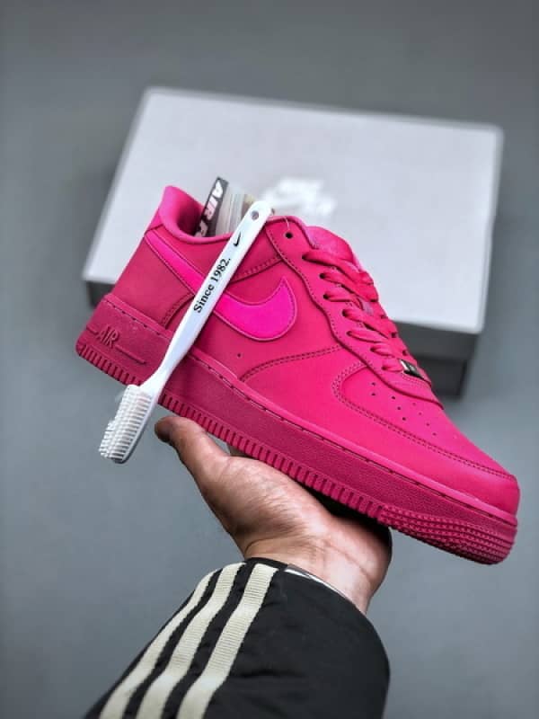 Nike Air Force 1 Low 07 Rosa Vibrante