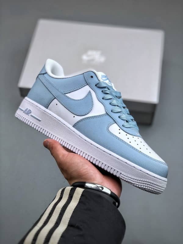 Nike Air Force 1 Low 07 Branco e Azul