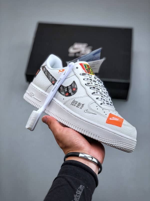 Nike Air Force 1 Low Branco Clássico