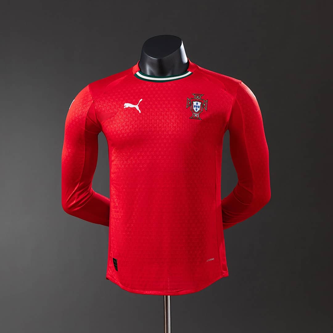 Camisola Principal de Portugal 2025 (Versao Jogador, Manga Longa)