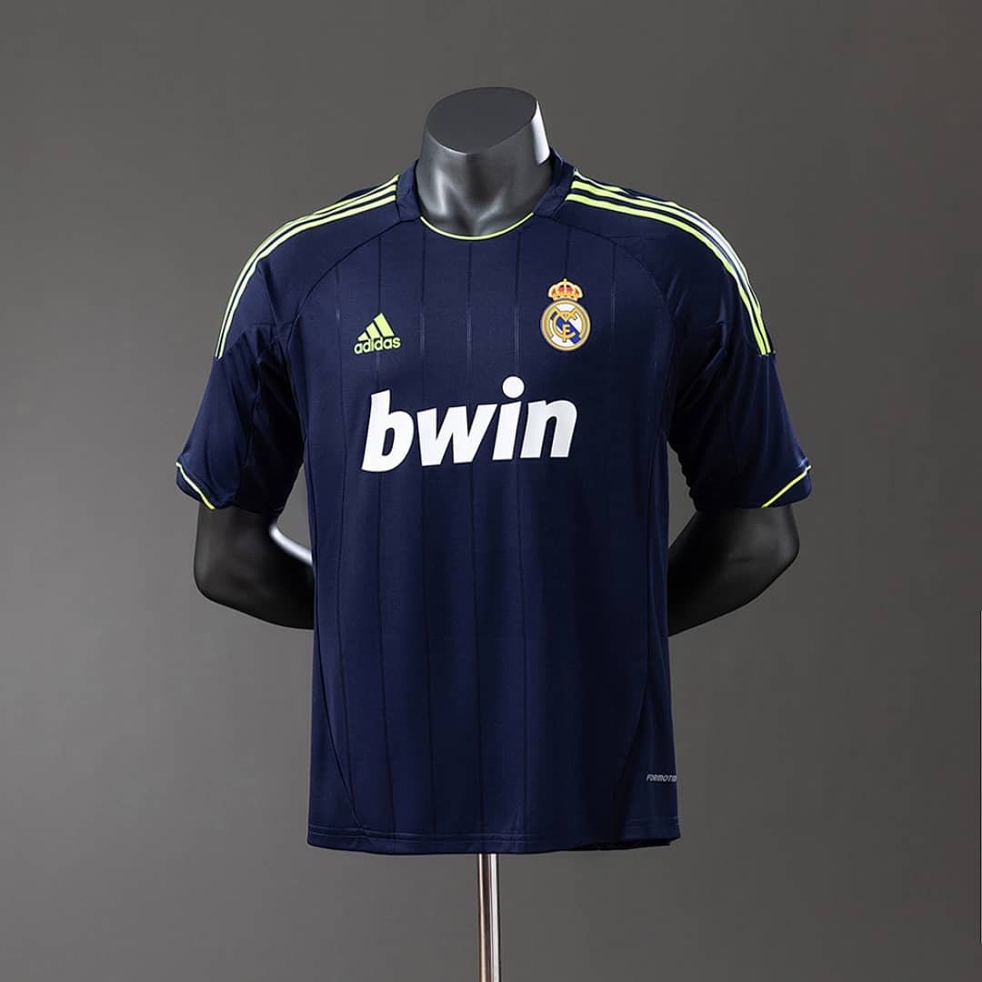 Camisola Alternativa do Real Madrid 2012/2013 (Retro, Versao Jogador)