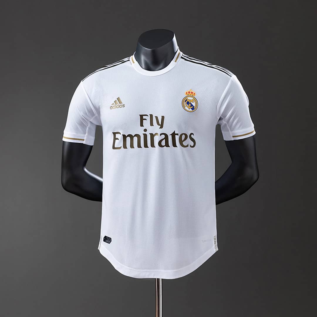 Camisola Principal do Real Madrid 2019/2020 (Retro, Versao Jogador)