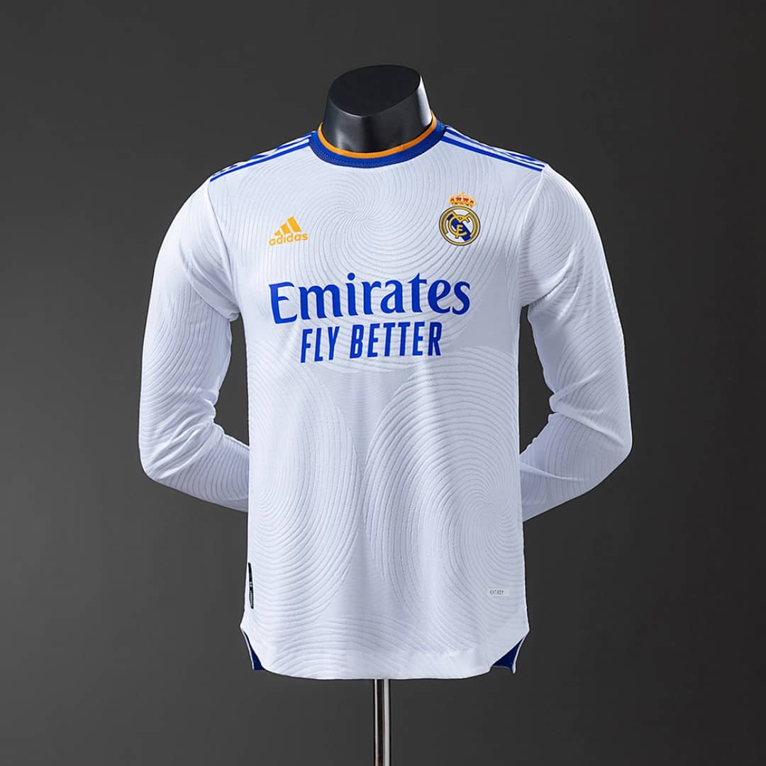 Camisola Principal do Real Madrid 2021/2022 (Retro, Versao Jogador, Manga Longa)