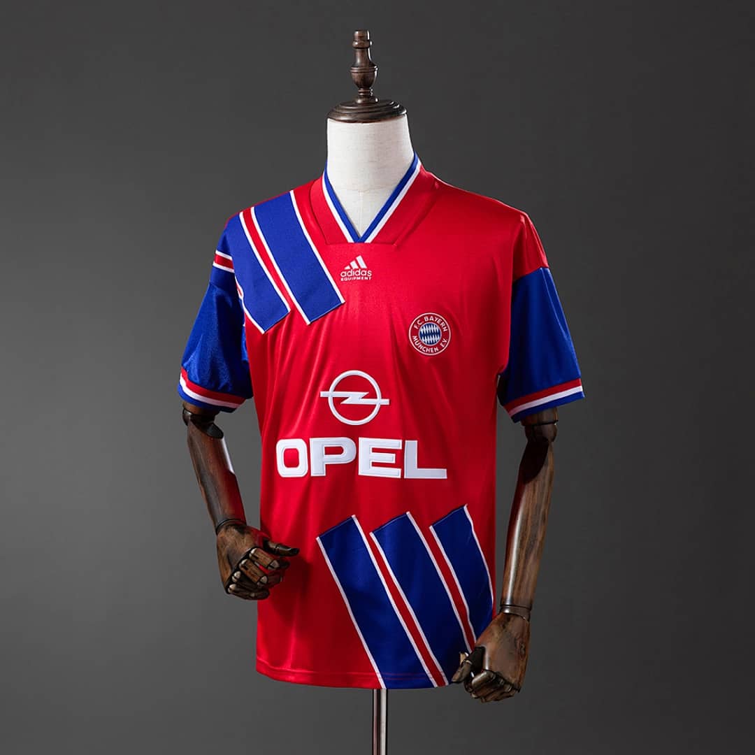 Camisola Principal do Bayern Munich (Retro) (2)