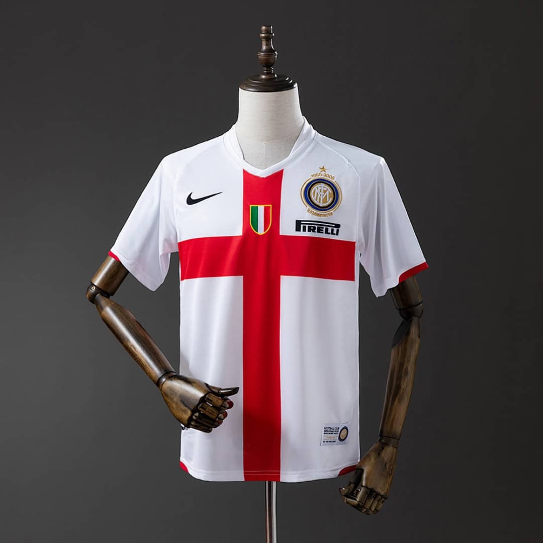Camisola Alternativa do Inter Milan 2007/2008 (Retro)