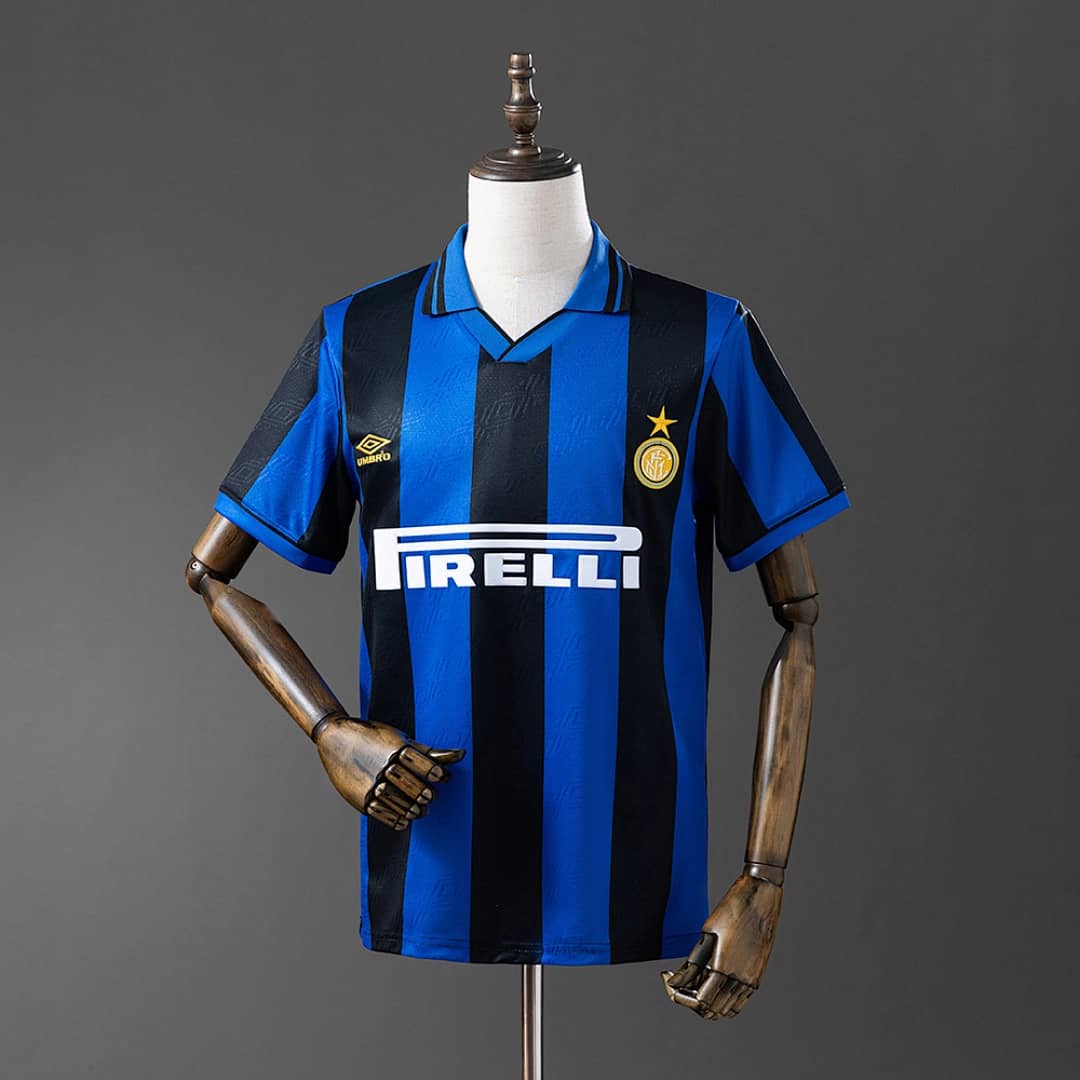 Camisola Principal do Inter Milan 1995/1996 (Retro)