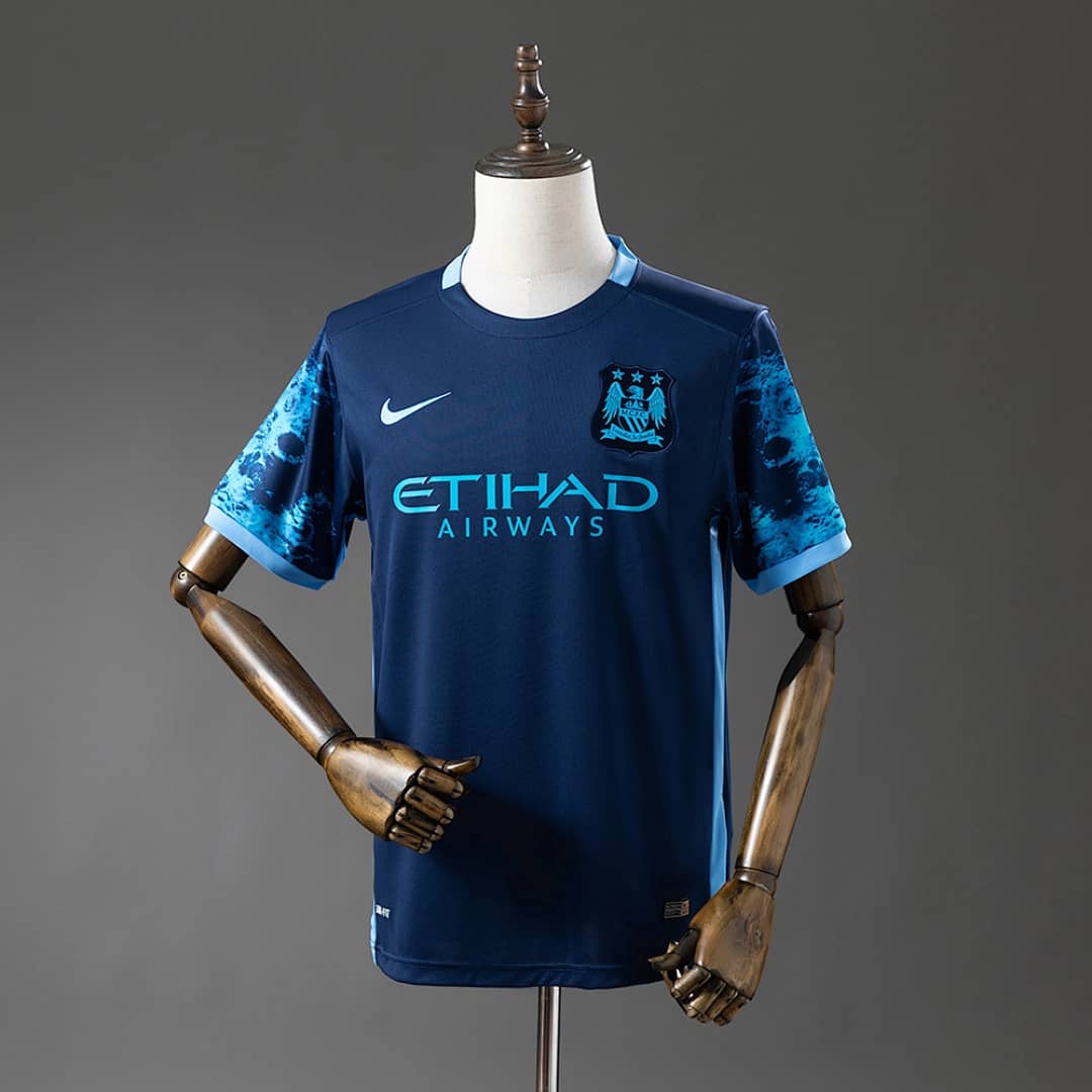 Camisola Alternativa do Manchester City 2015/2016 (Retro)