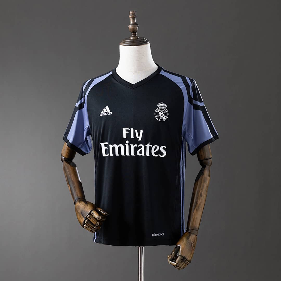 Camisola Terceira do Real Madrid 2016/2017 (Retro)