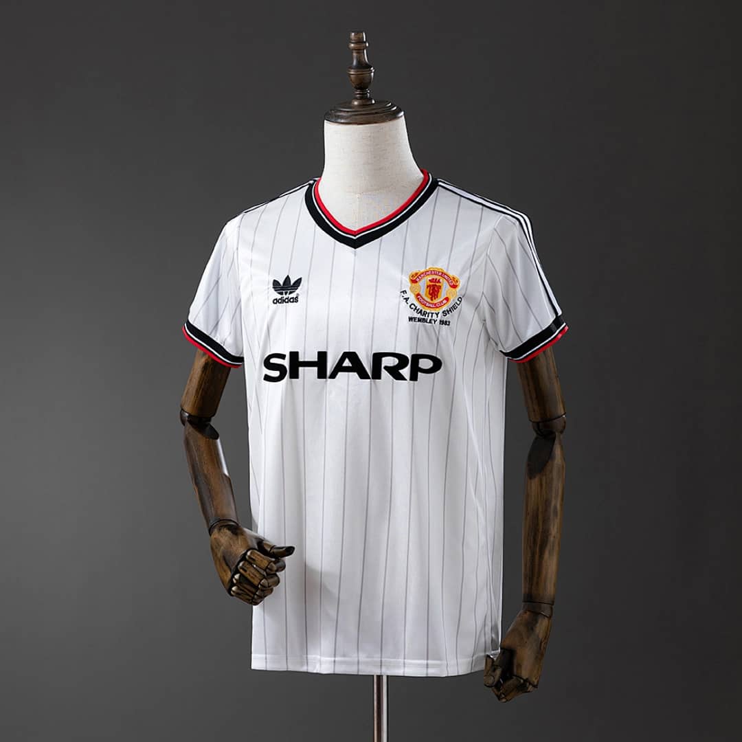 Camisola Alternativa do Manchester United 1983