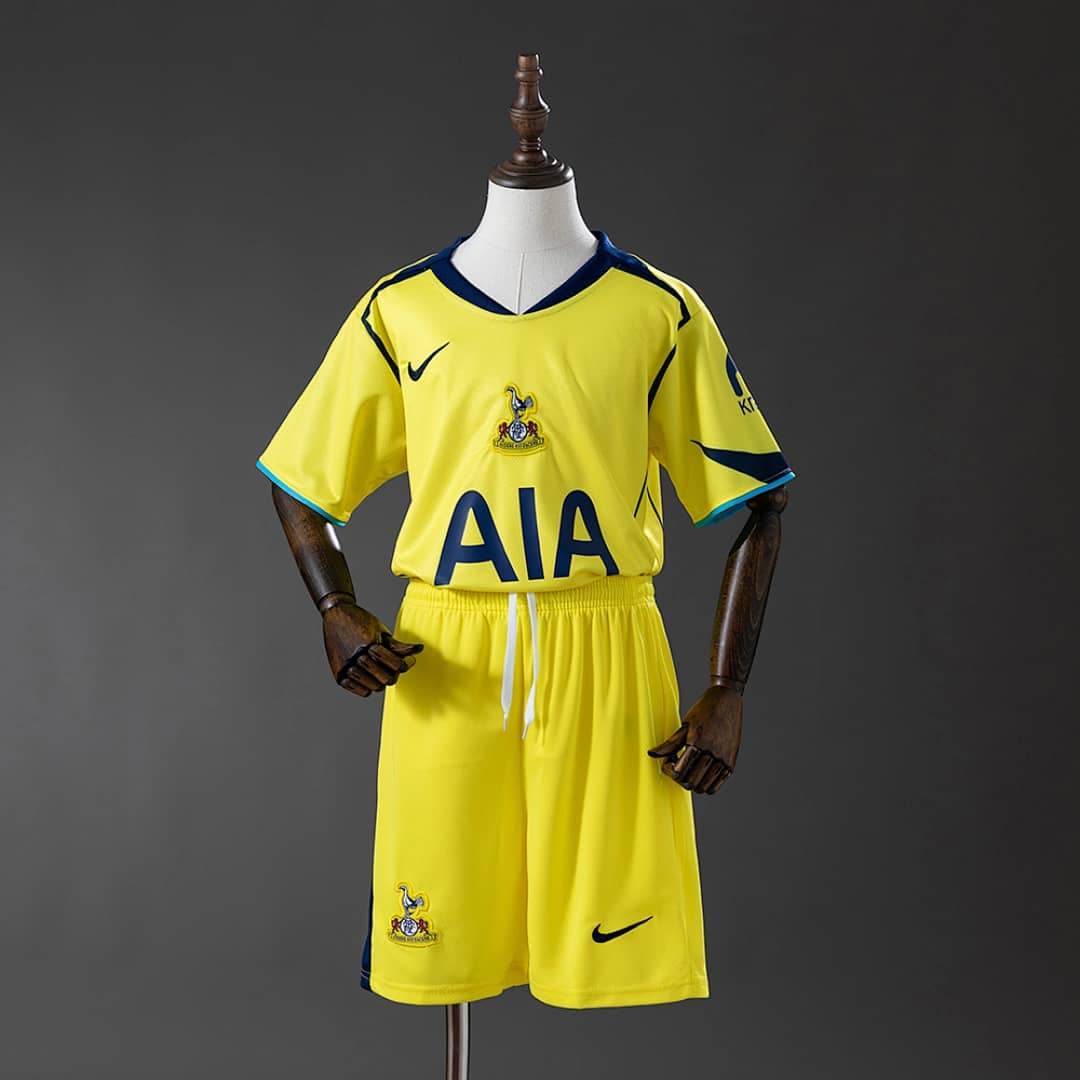 Kit Crianca Tottenham Hotspur Terceira 2025/2026