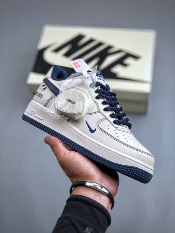 Undefeated x Nike Air Force 1 Low
