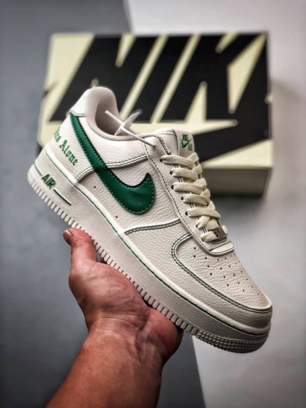 Vlone x Air Force 1 Low Bege e Verde