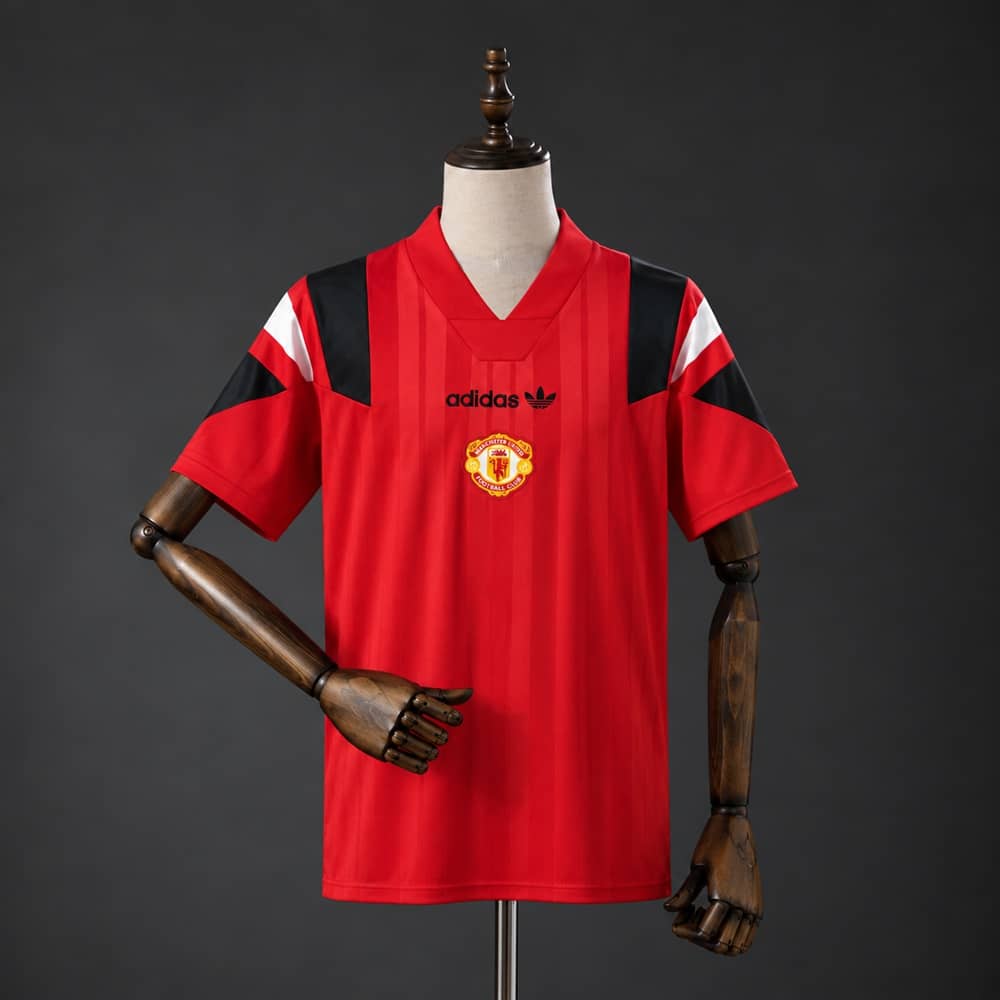 Camisola Manchester United 2026/2027 EQT Retro Vermelha
