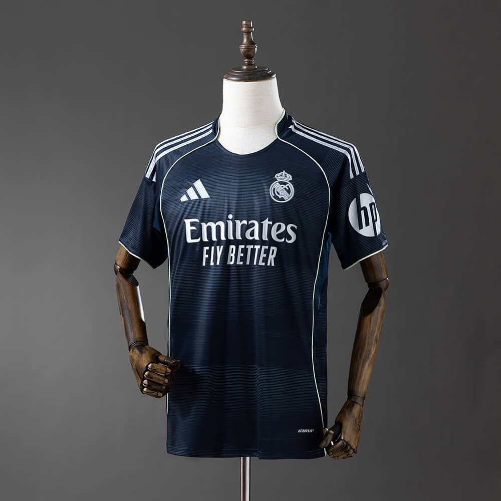 Camisola II do Real Madrid 2025/26