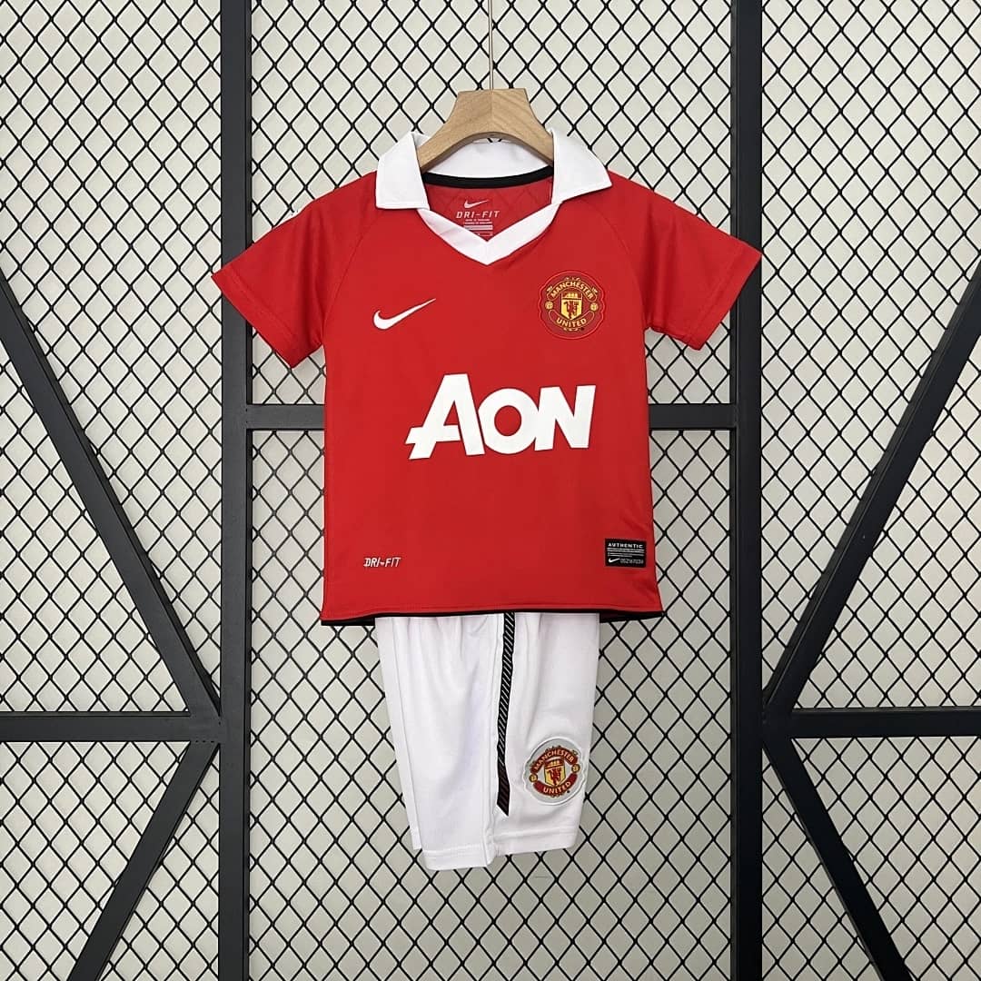 Kit Crianca Manchester United Principal 2010/2011