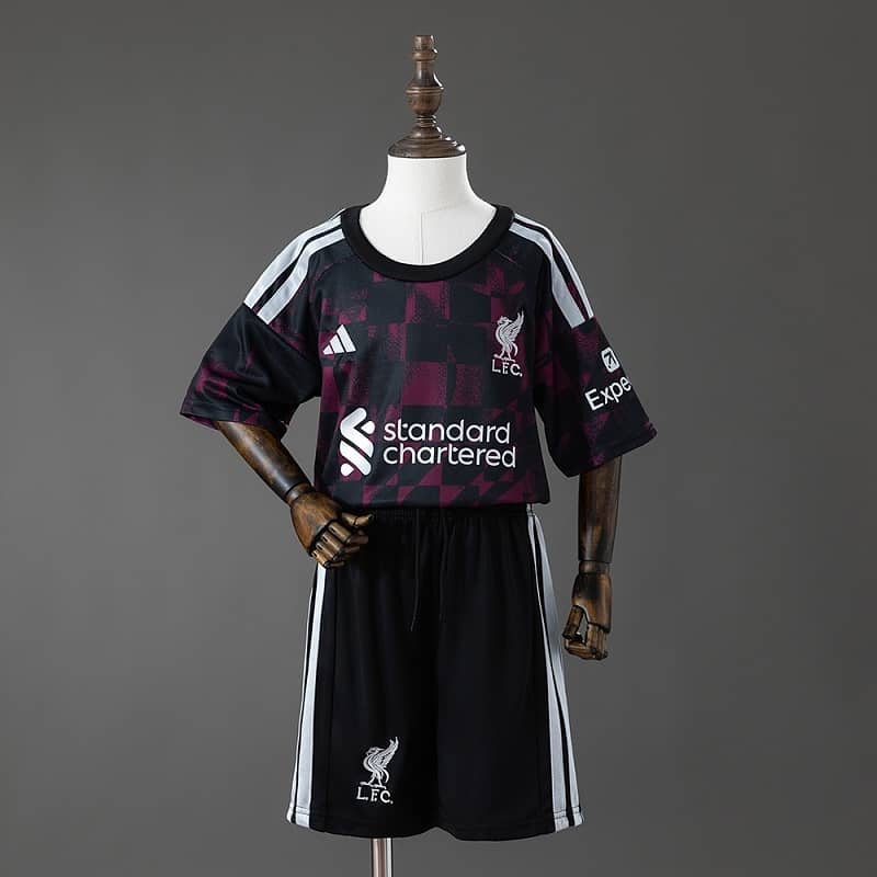 Kit Criança Liverpool 2026/2027 Terceiro