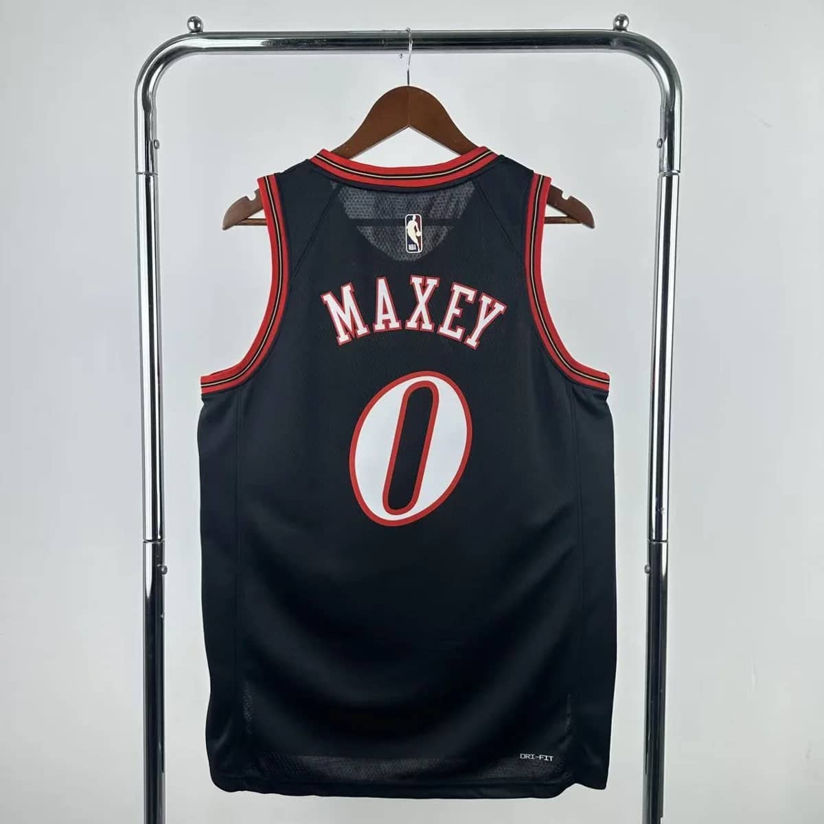 Camisola NBA Philadelphia 76ers Classic Edition Preta 2025/26 - Tyrese Maxey #0