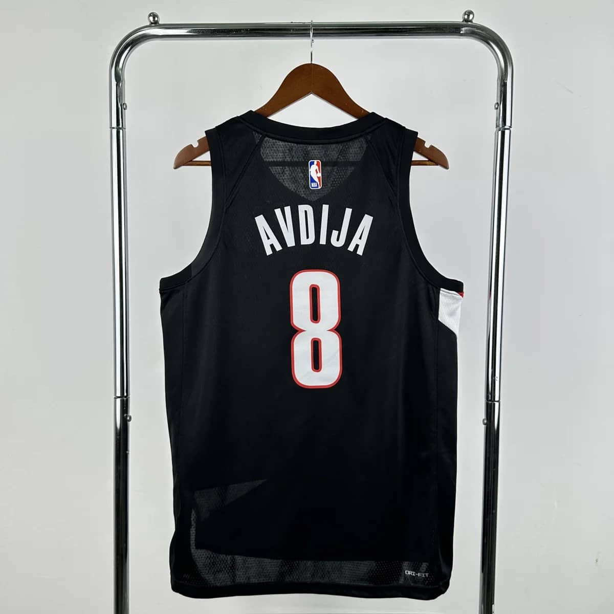 Camisola NBA Portland Trail Blazers Alternativa Preta 2025/26 - Deni Avdija #8