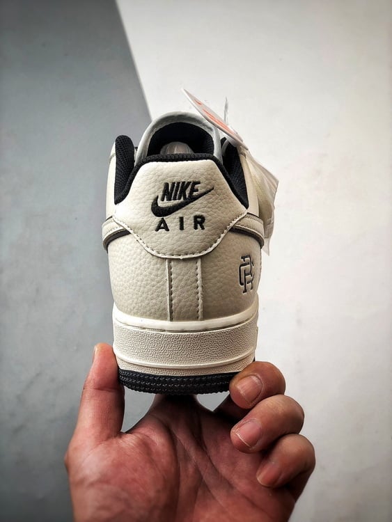 Campeão x Air Force 1 Low Preto Refletivo - Vista 3