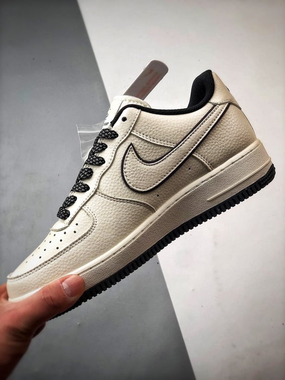 Campeão x Air Force 1 Low Preto Refletivo - Vista 5