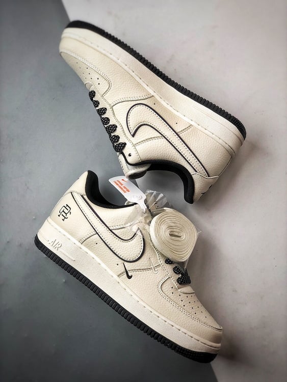 Campeão x Air Force 1 Low Preto Refletivo - Vista 6