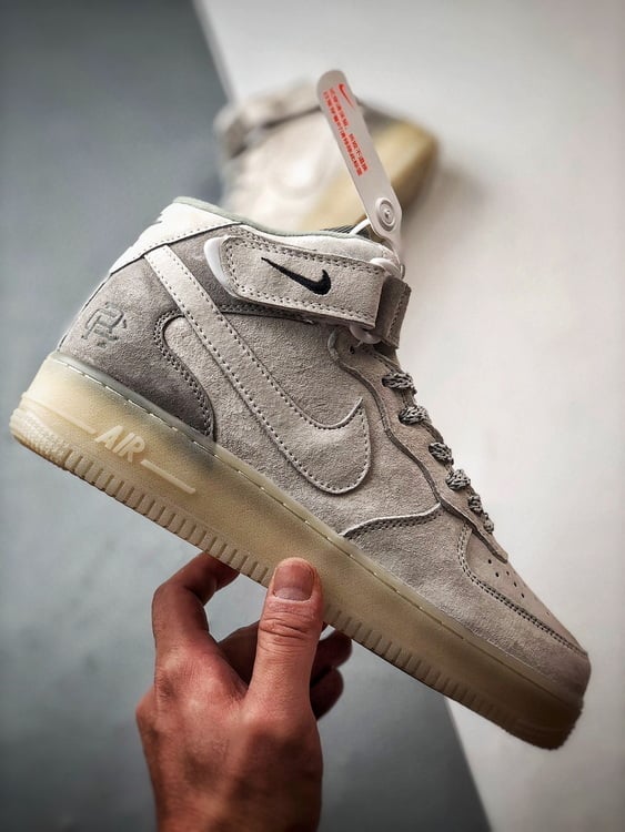 x Air Force 1 Mid Bege e Cinzento Camurca - Vista 7