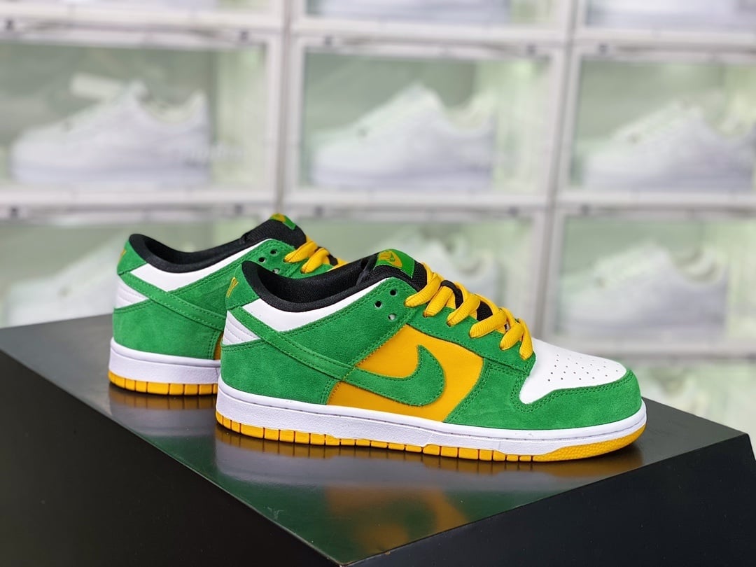 NK Dunk Low Milwaukee Amarelo e Verde