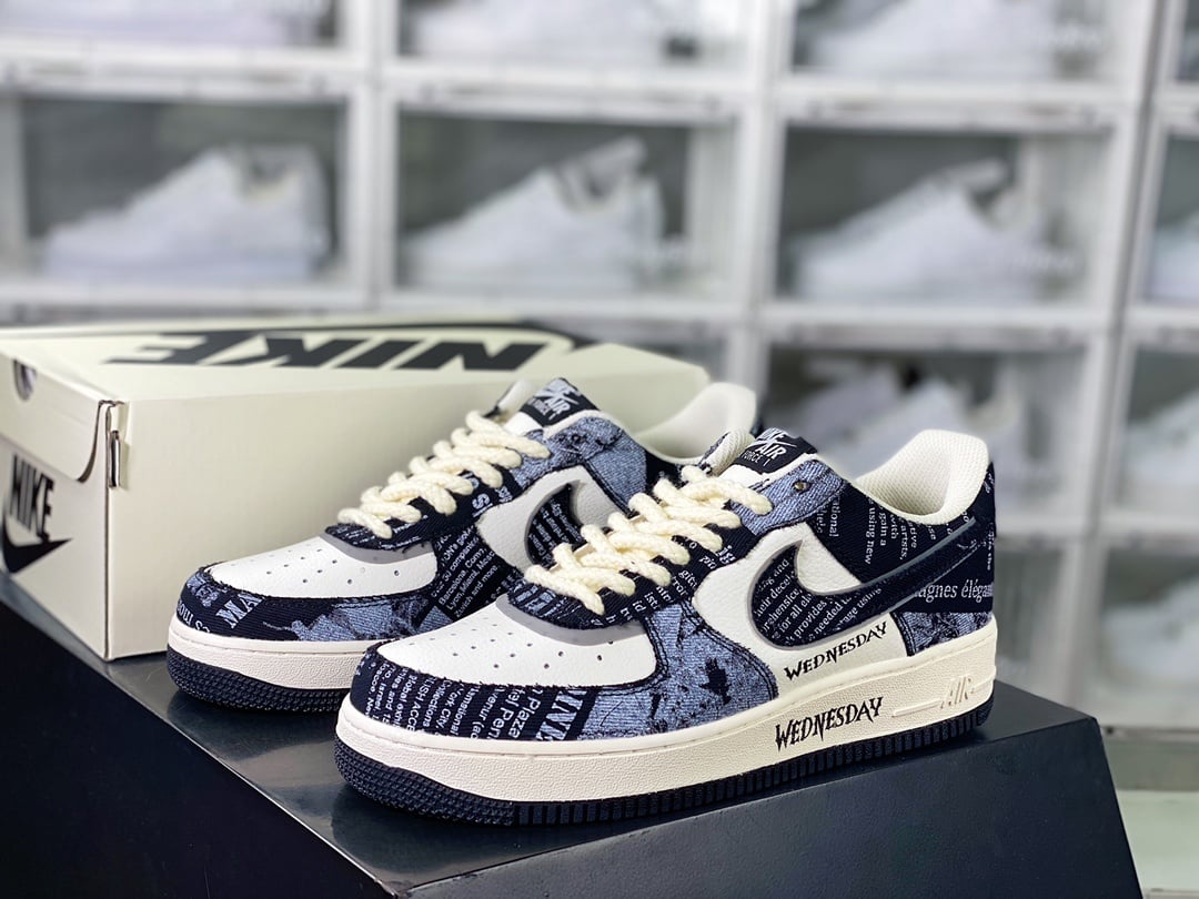 Nike Graffiti Canvas Preto e Branco