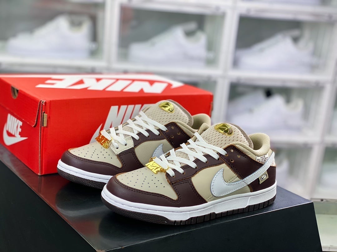 NK Dunk Low Branco Castanho Dourado