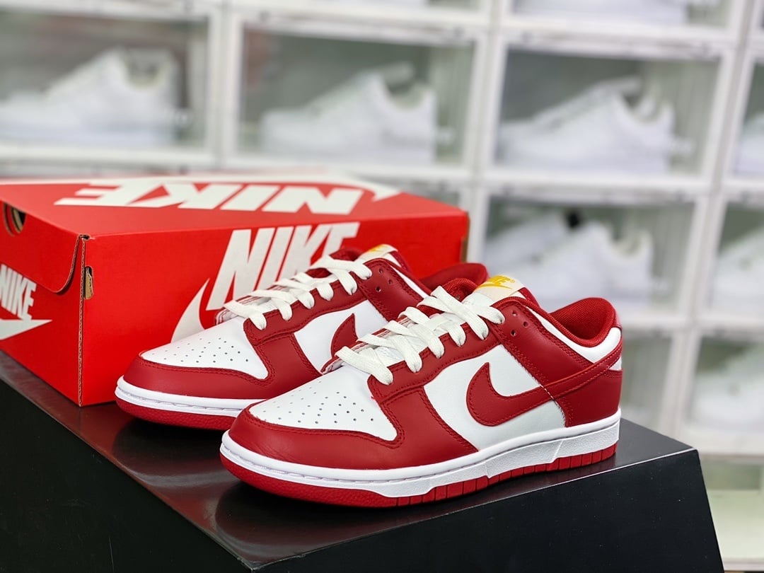 NK Dunk Low Branco Vermelho Dourado