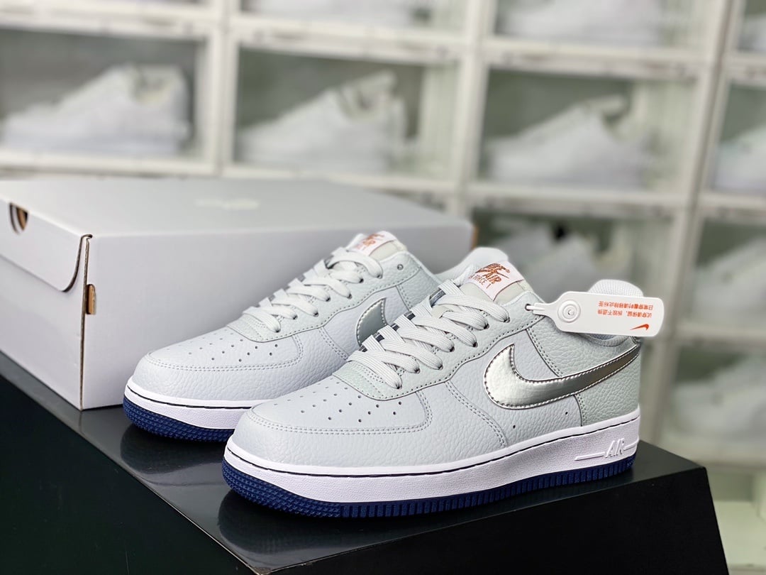 Nike White Haze Silver Hook