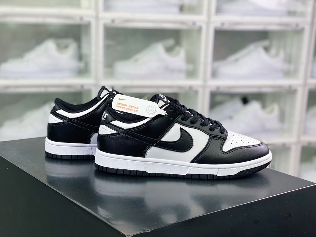 NK Dunk Low Preto e Branco Panda