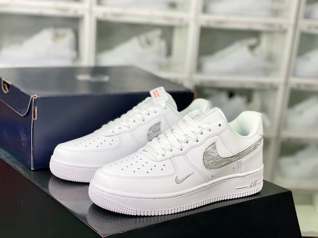 Nike Leather Branco e Cinza Pequeno Swoosh 3M