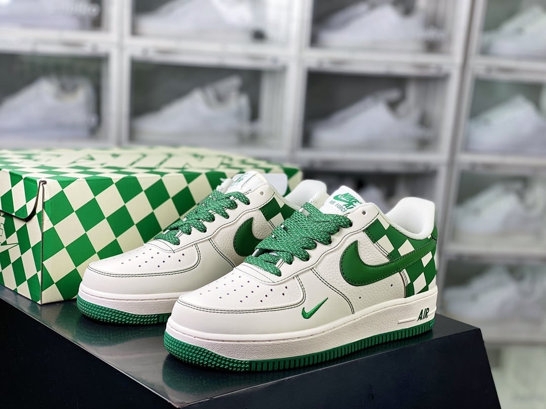 Nike Leather Creme e Verde Escuro Reflective