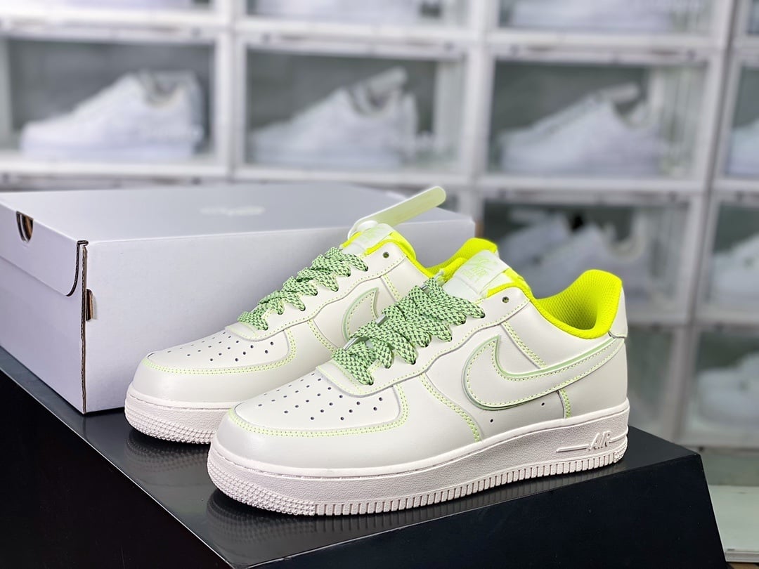 Nike Creme Verde Fluorescente 3M Reflective