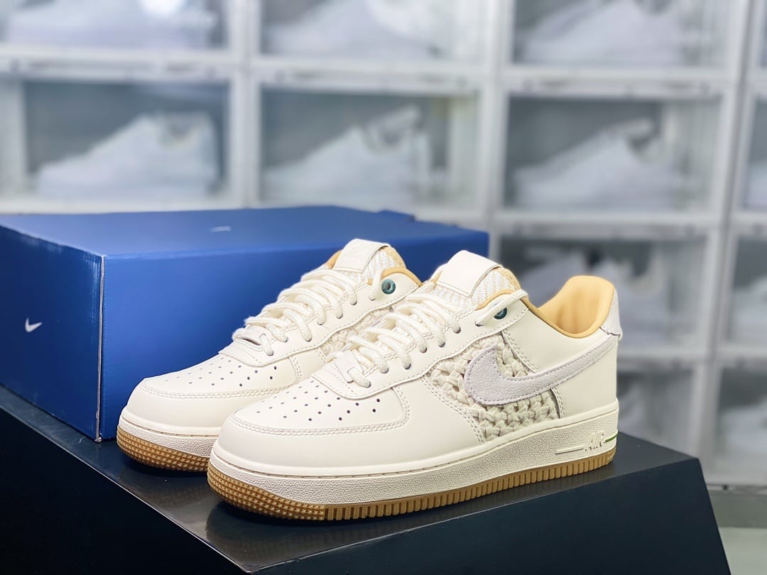 Nike Trançado Bamboo Bege e Marrom